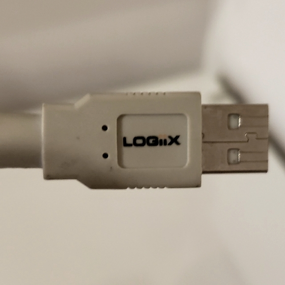 Logics Computer Neon Blue USB Cable Light - Picture 8 of 8